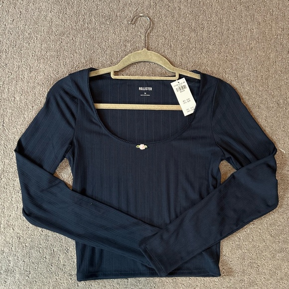 Hollister long sleeve, size M, navy blue - Picture 1 of 2